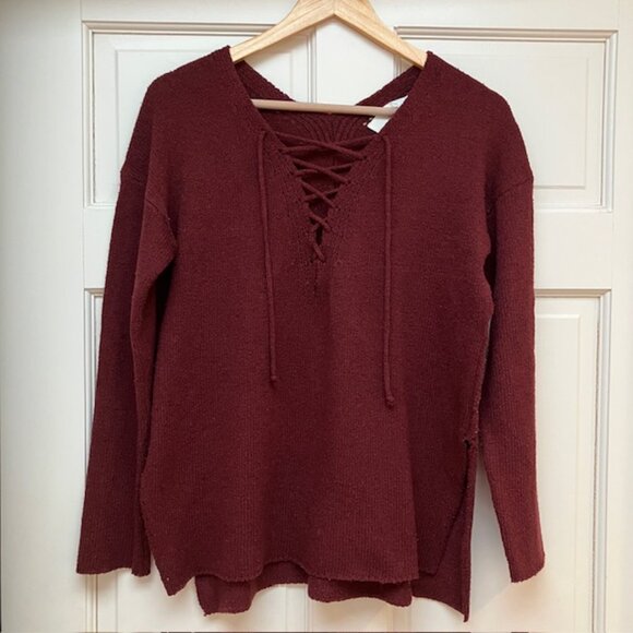 ASTR The Label Maroon Lace up V neck long sleeve sweater S - Picture 2 of 7